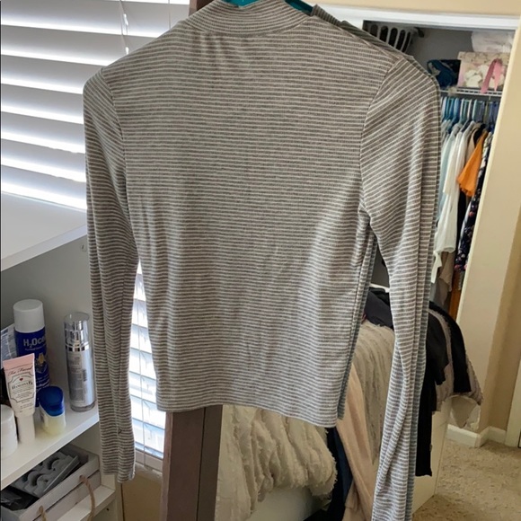 plain striped long sleeve - Picture 2 of 2